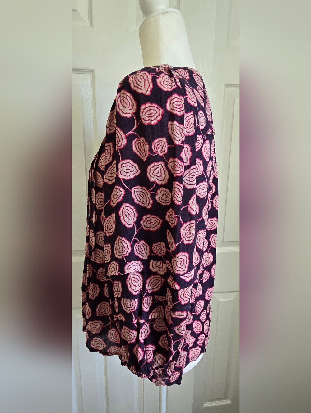 Maeve Anthropologie Cathy Pleated V-Neck Floral Blouse Top Pink Purple XS - Picture 2 of 8